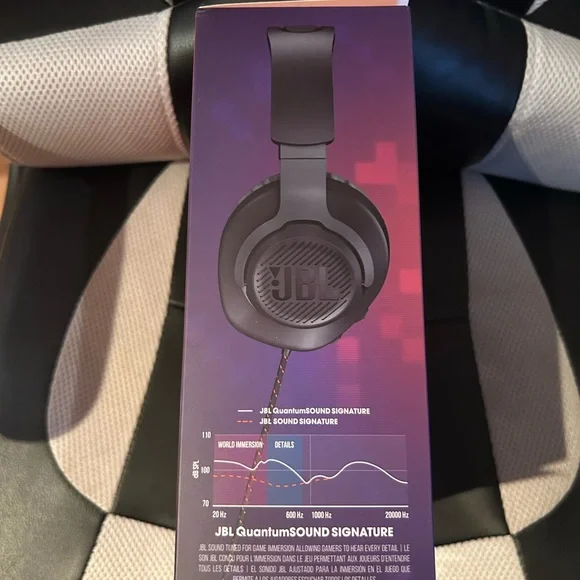 JBL Quantum 100 Wired Gaming Headset. Brand new